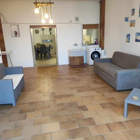 Casa 6 Posti Letto - Grazia * Trinitapoli