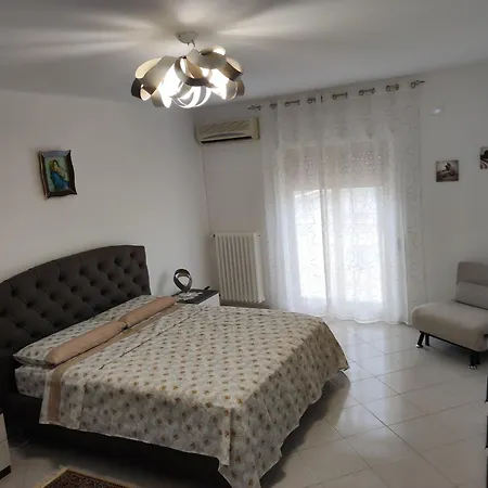 Casa 6 Posti Letto - Grazia *